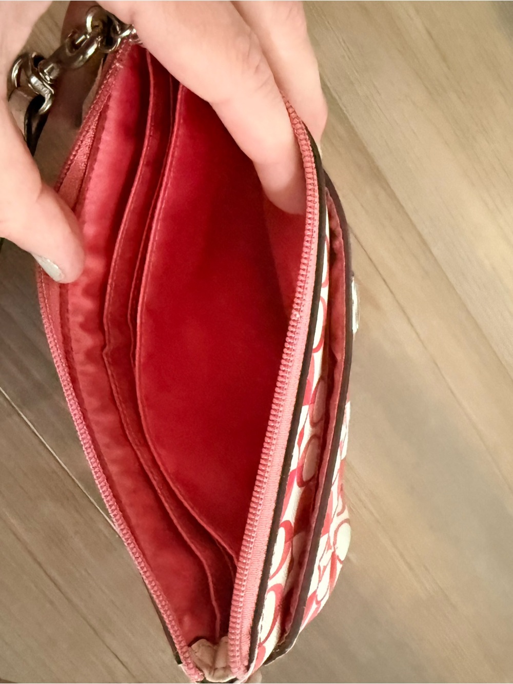 Coach Coral & White Signature Print Wristlet - Picture 3 of 3